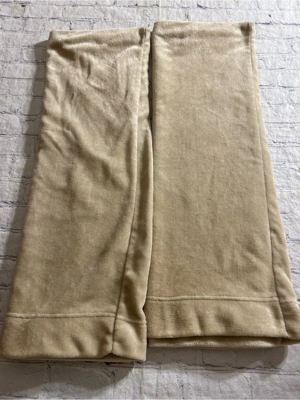 CUDDL DUDS STANDARD/QUEEN POLYESTER NEURAL TAN SOFT (2) PILLOW CASES